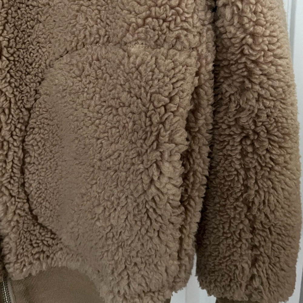 ARITZIA Wilfred Free The Teddy Sherpa Jacket, Size XXSMALL. - Picture 3 of 7